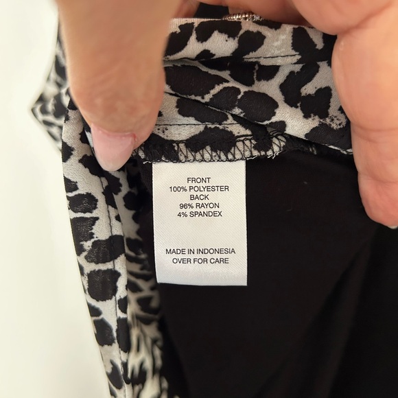Leopard Print Sleeveless Blouse Stitch Fix - Picture 8 of 9